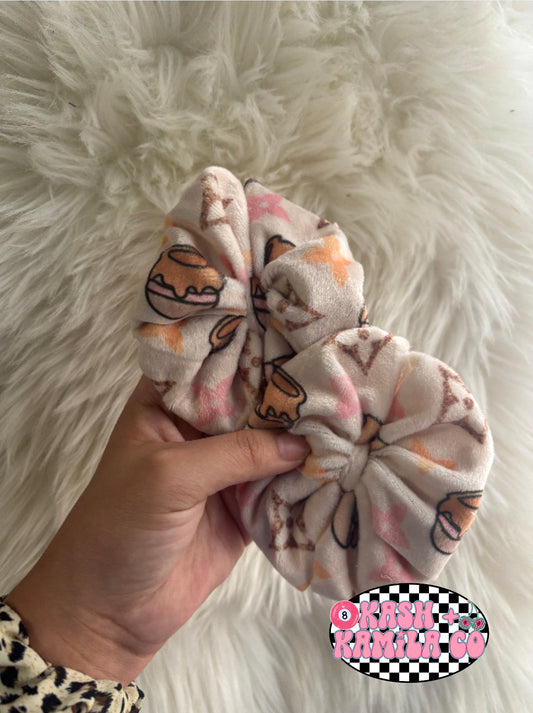 RTS Messy Piggies Pooh Boujee Honey Pots/Clip