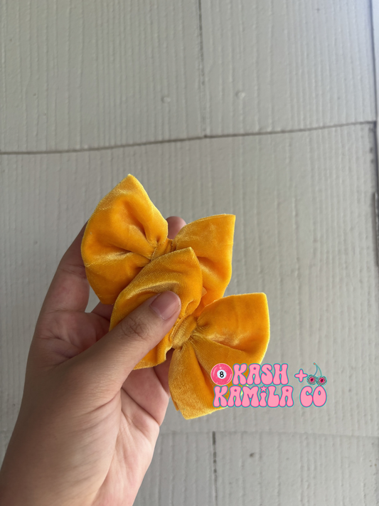 RTS 3” Piggies Velvet Golden Yellow / Clip