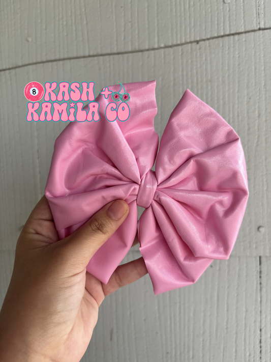 RTS Messy Bow Baby Pink Plastic / Clip