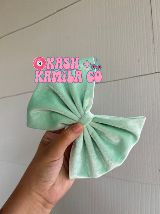 RTS 6” Bow Velvet Mint / Clip