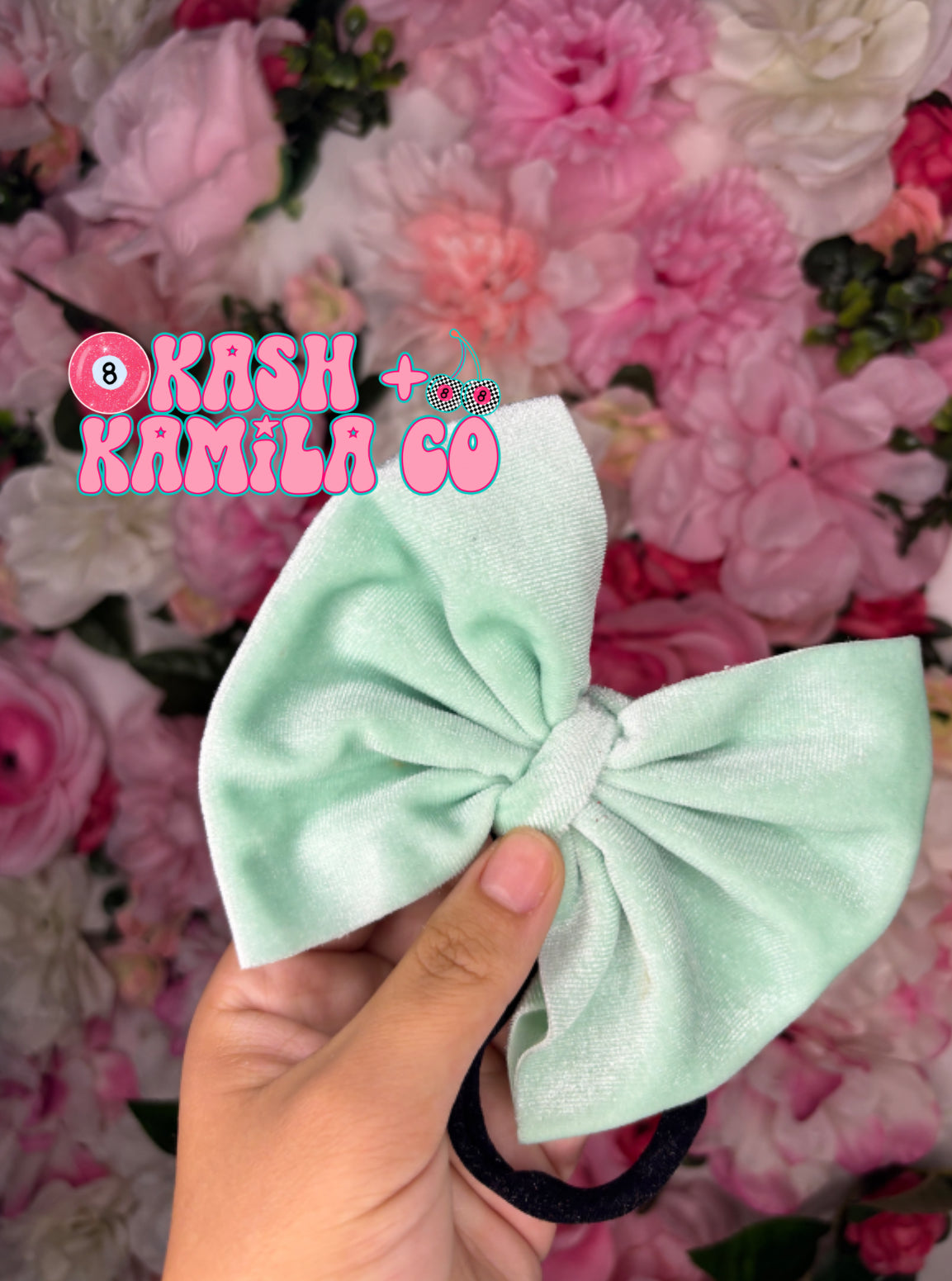 RTS 5” Bow Velvet Mint / Black Nylon